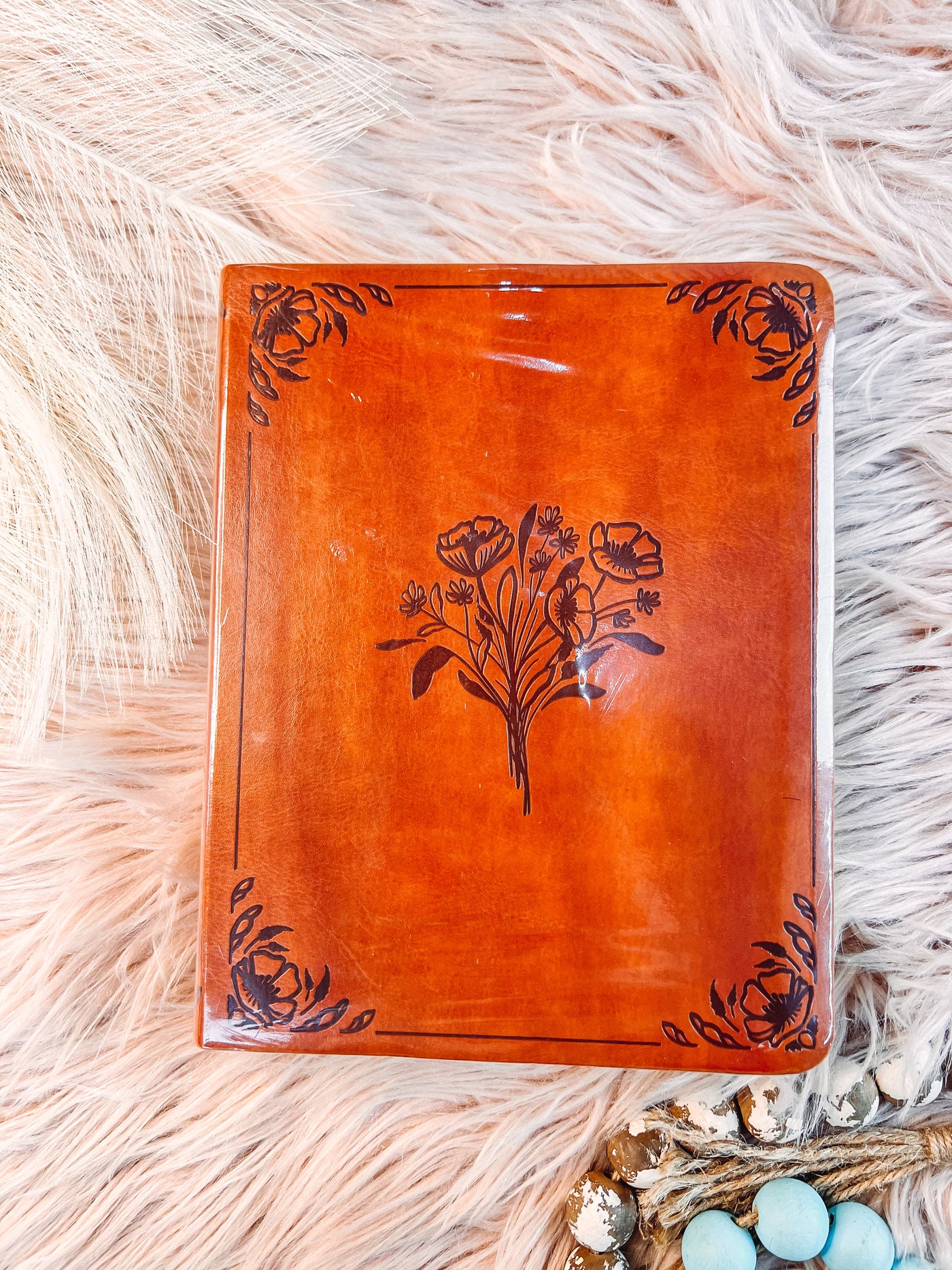 KJV Large Print Notetaking Bible: Vienna Theme-402 MISC GIFTS-Hosanna Revival-Adelyn Elaine's Boutique, Women's Clothing Boutique in Gilmer, TX